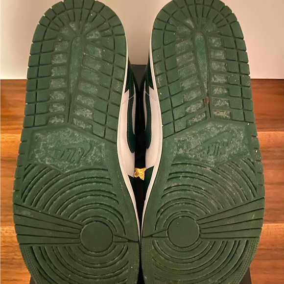 Nike Air Jordan One Sonic’s - Picture 5 of 8